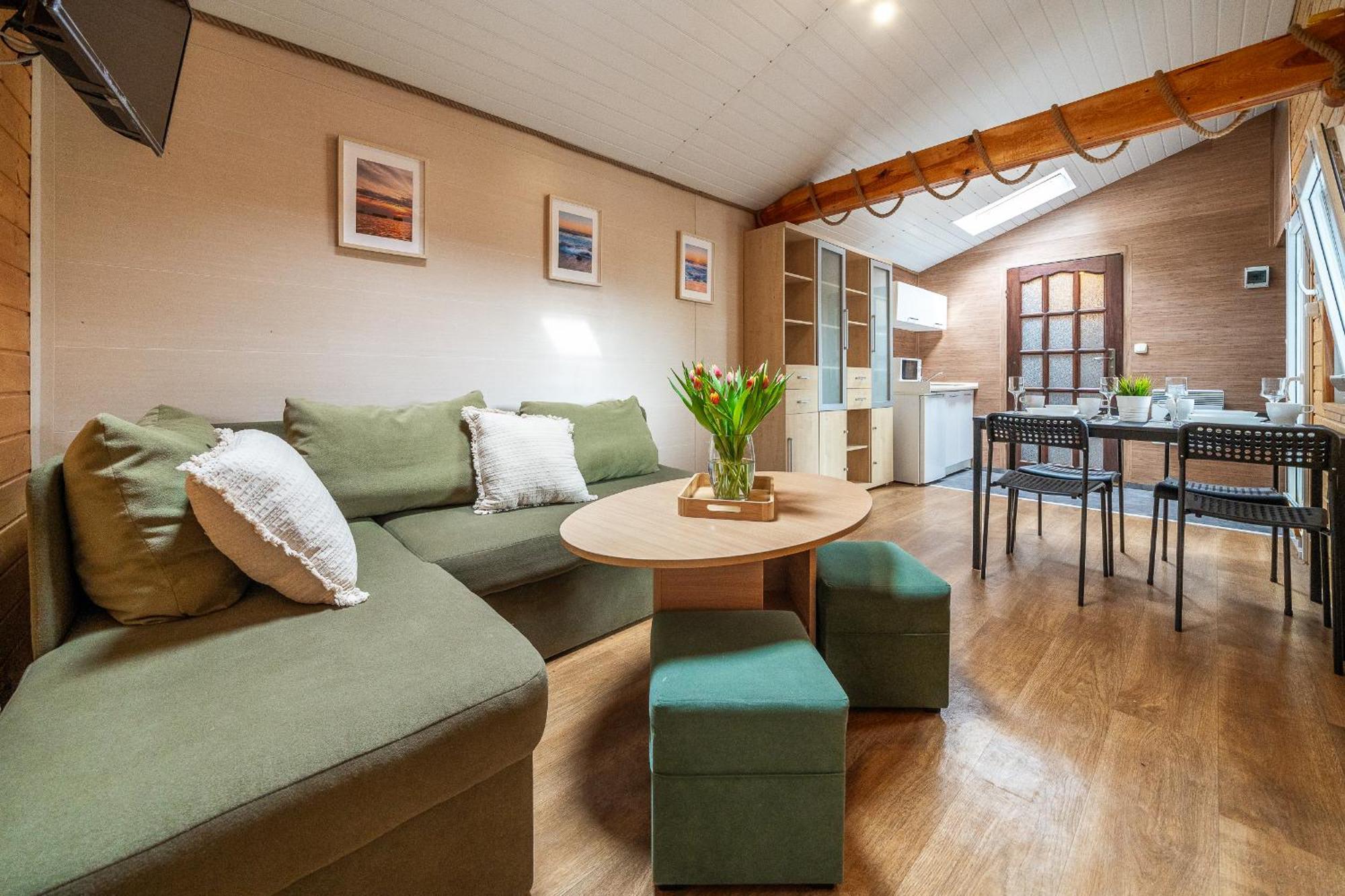 Max Apartamenty - Pokoje - Domki - Restauracja - Basen Mielno  Extérieur photo