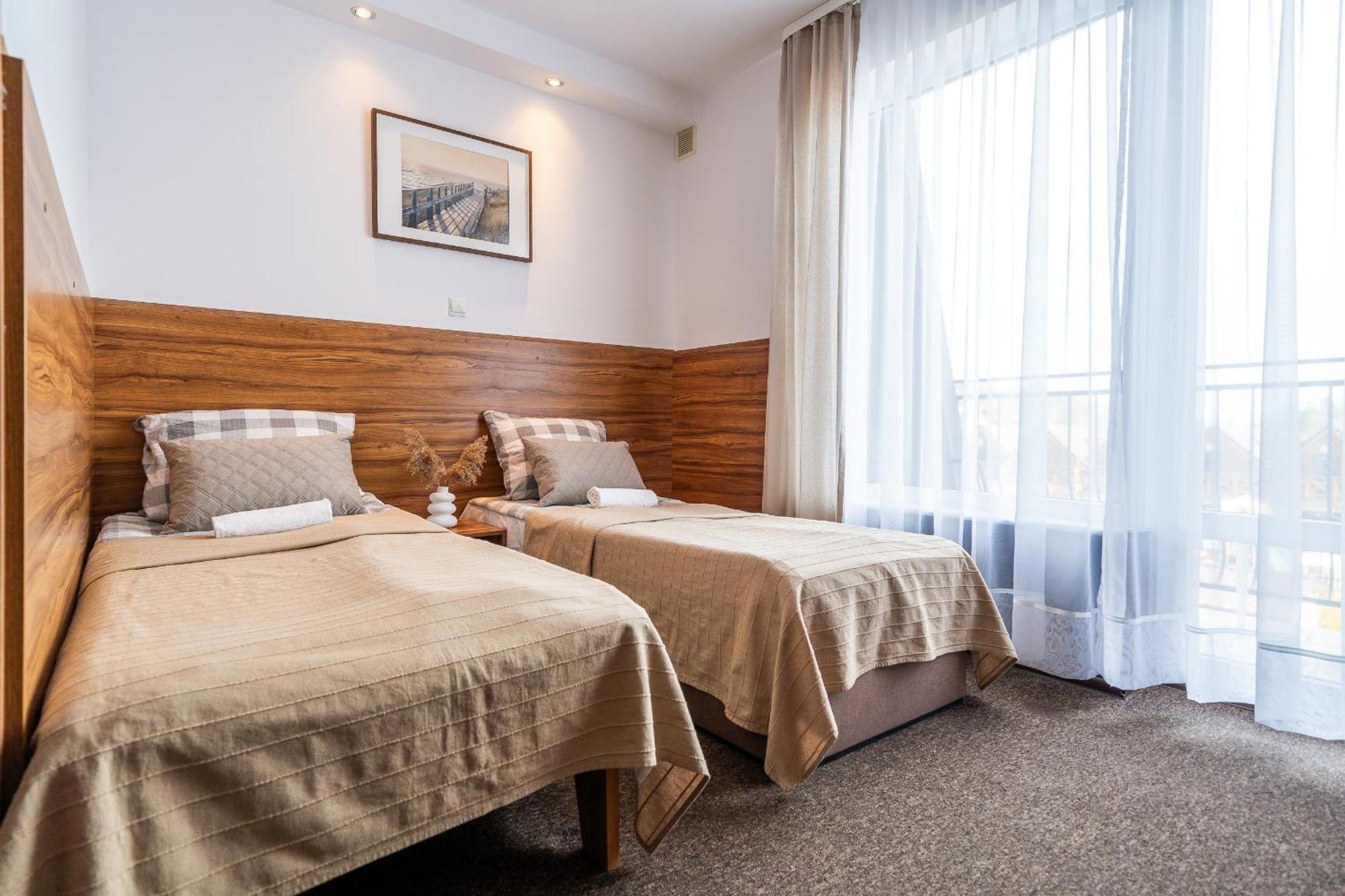 Max Apartamenty - Pokoje - Domki - Restauracja - Basen Mielno  Extérieur photo