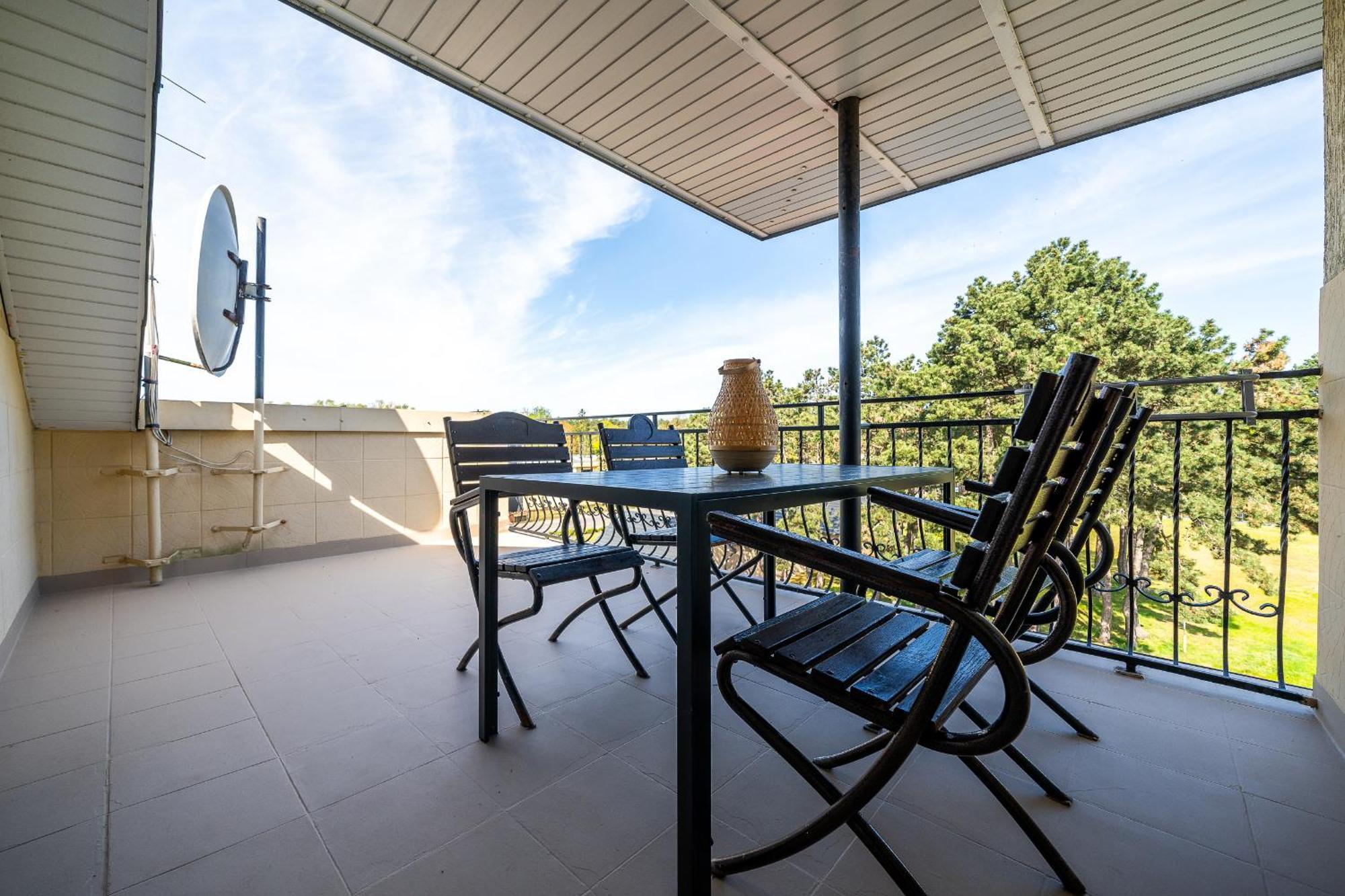 Max Apartamenty - Pokoje - Domki - Restauracja - Basen Mielno  Extérieur photo