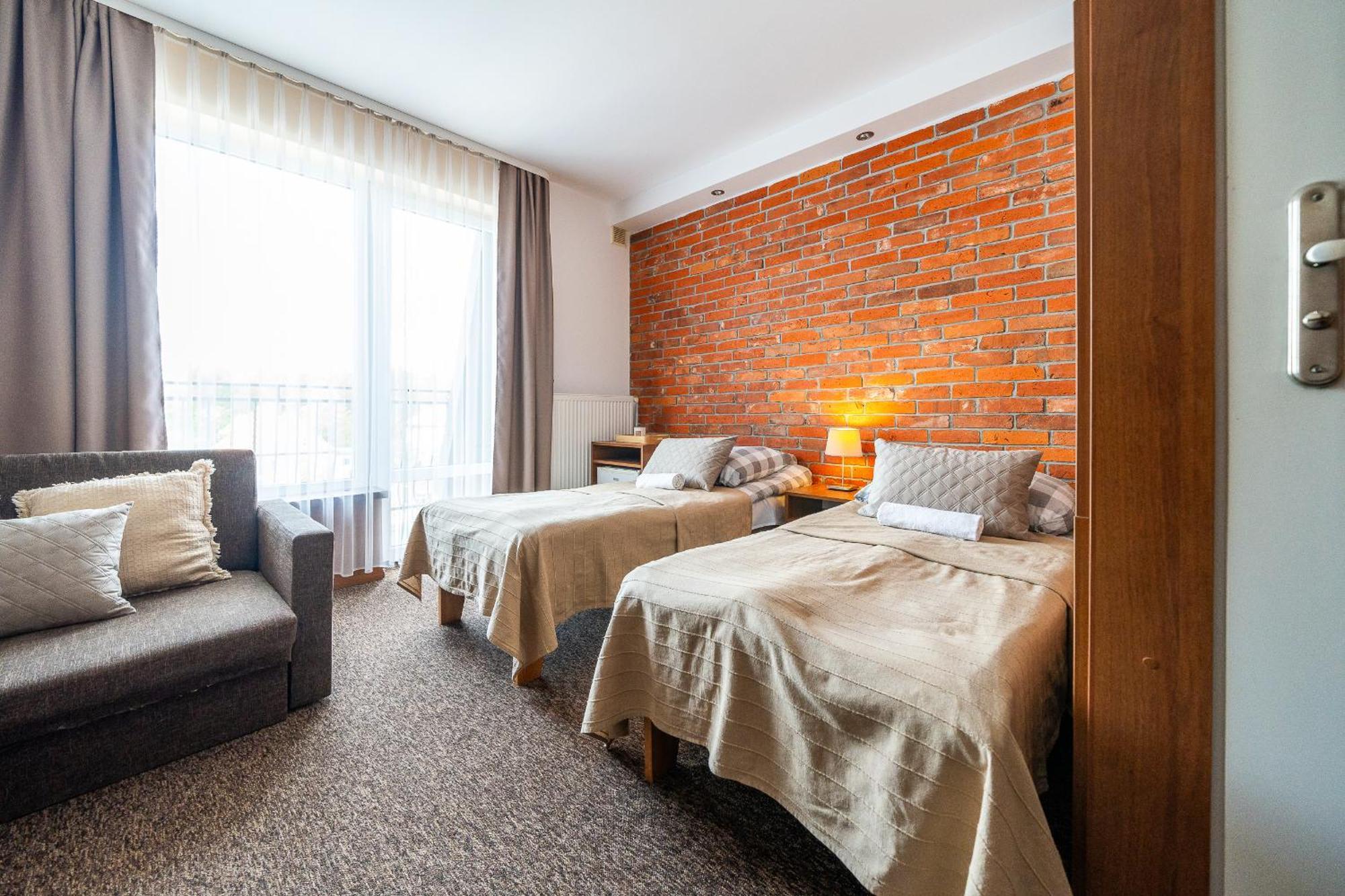 Max Apartamenty - Pokoje - Domki - Restauracja - Basen Mielno  Extérieur photo