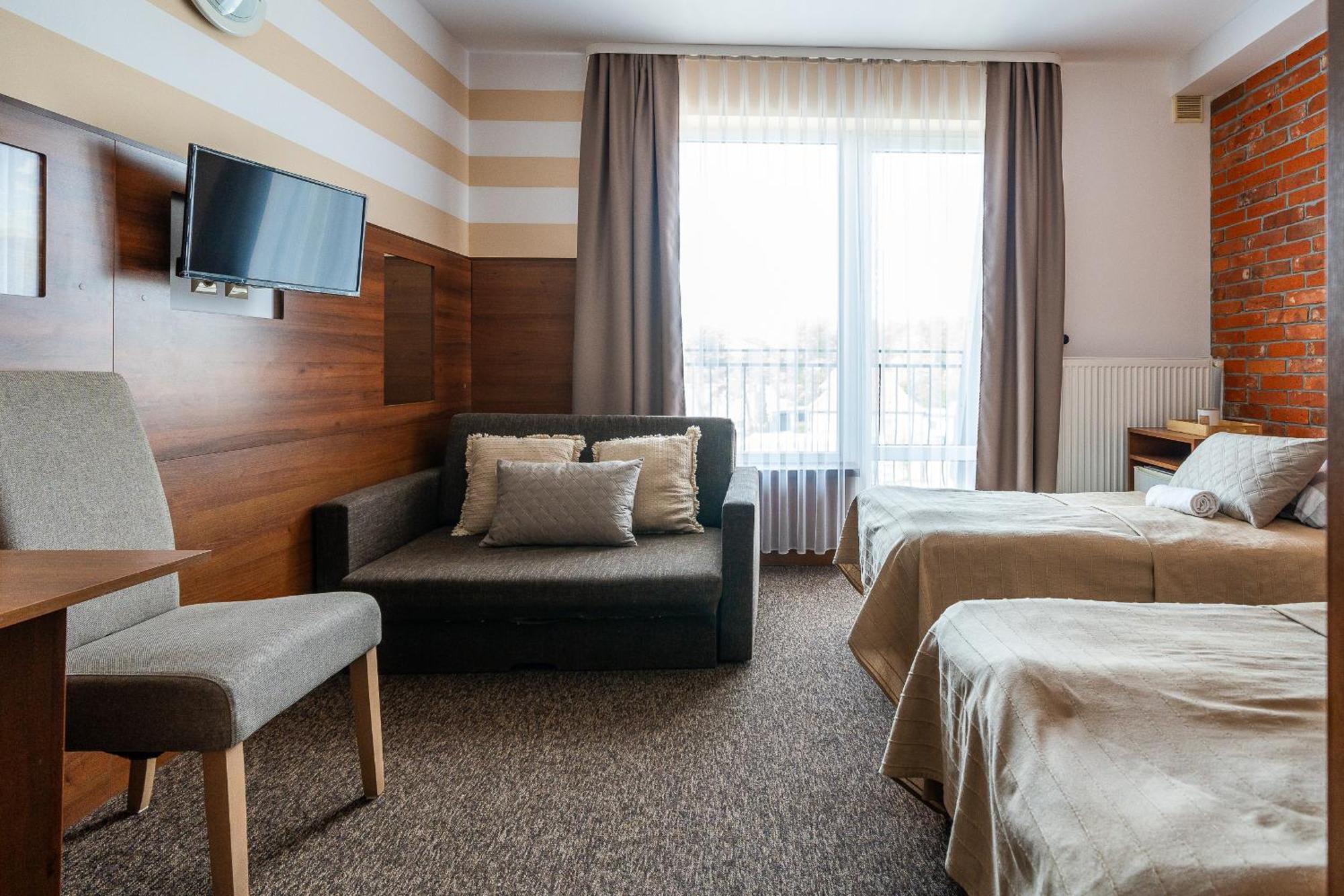 Max Apartamenty - Pokoje - Domki - Restauracja - Basen Mielno  Extérieur photo