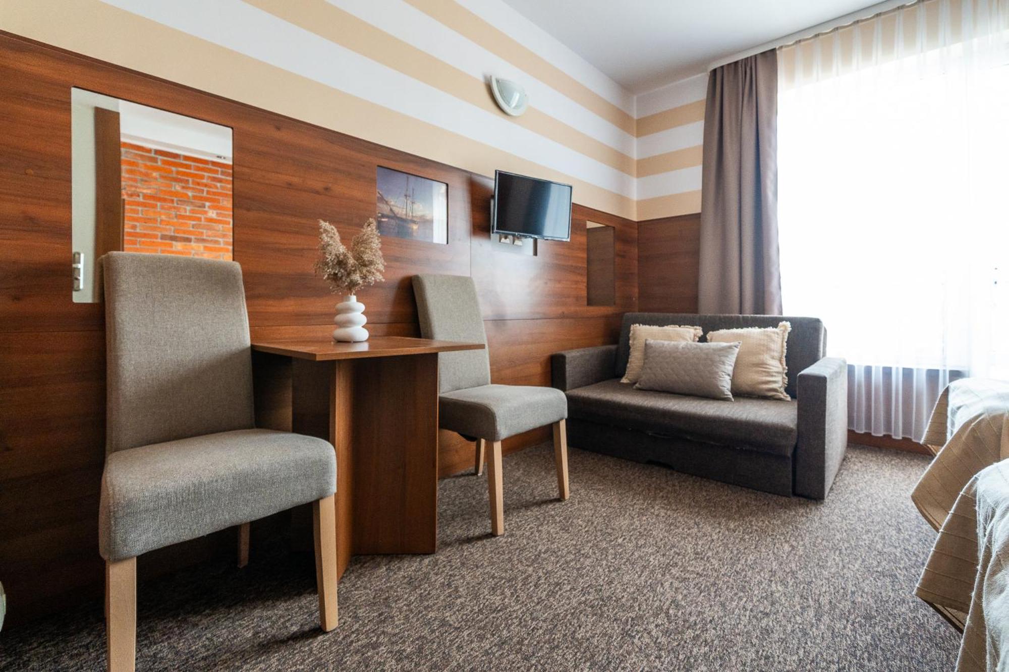 Max Apartamenty - Pokoje - Domki - Restauracja - Basen Mielno  Extérieur photo