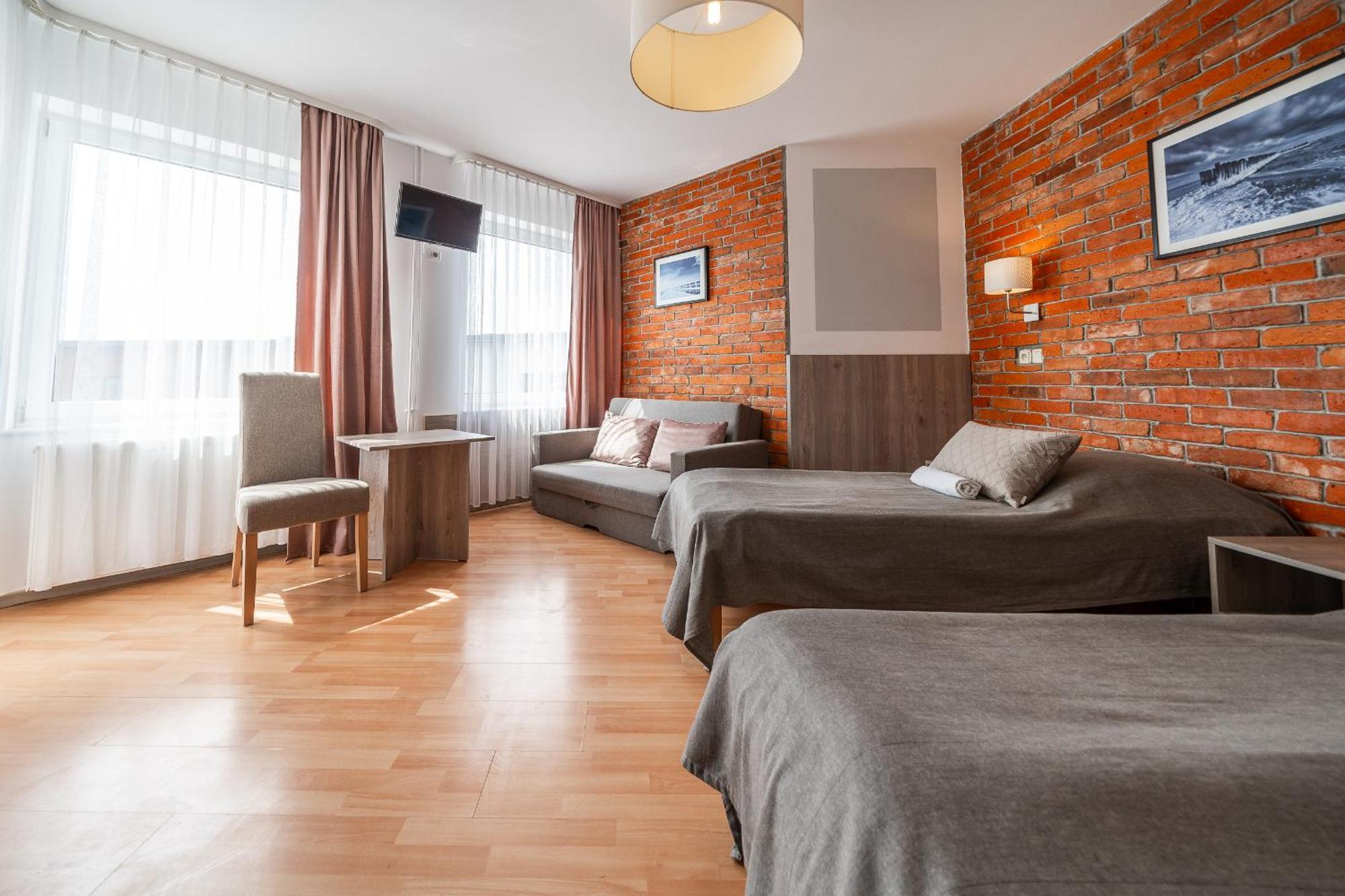 Max Apartamenty - Pokoje - Domki - Restauracja - Basen Mielno  Extérieur photo
