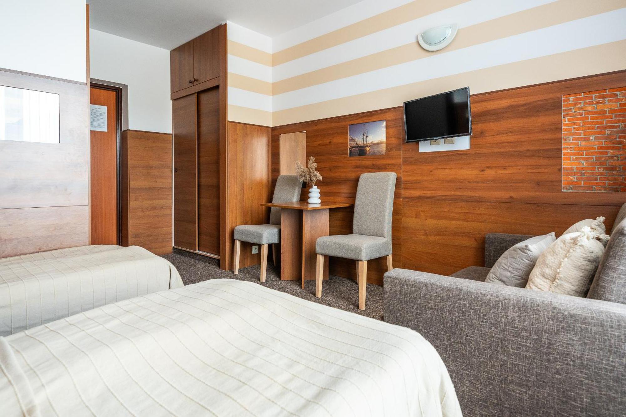 Max Apartamenty - Pokoje - Domki - Restauracja - Basen Mielno  Extérieur photo